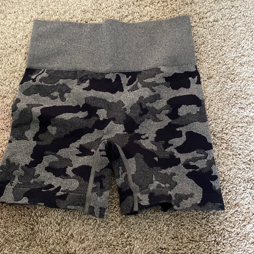 Camouflage biker shorts